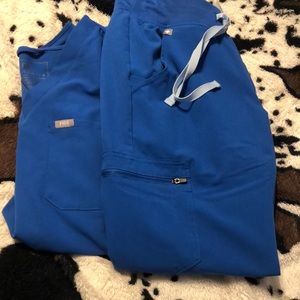 Figs Women’s scrub set. Royal Blue